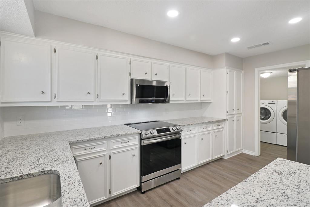 2179 Southern Place A Property Photo 7