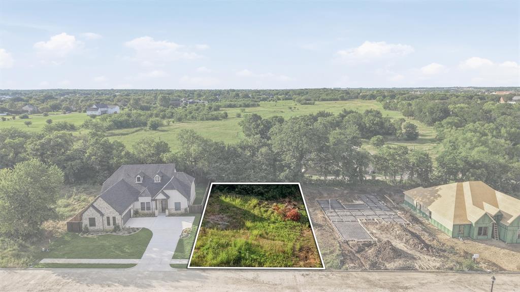 1912 Heritage Knoll Drive Property Photo 4