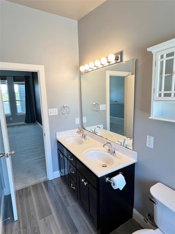 1813 S Ervay Street Property Photo 23