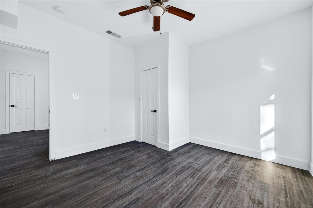 710 E Lamar Street Property Photo 13