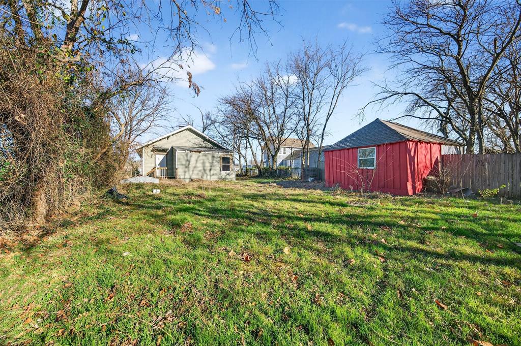 710 E Lamar Street Property Photo 23