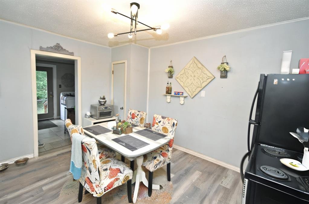 411 N Winnsboro Street Property Photo 14