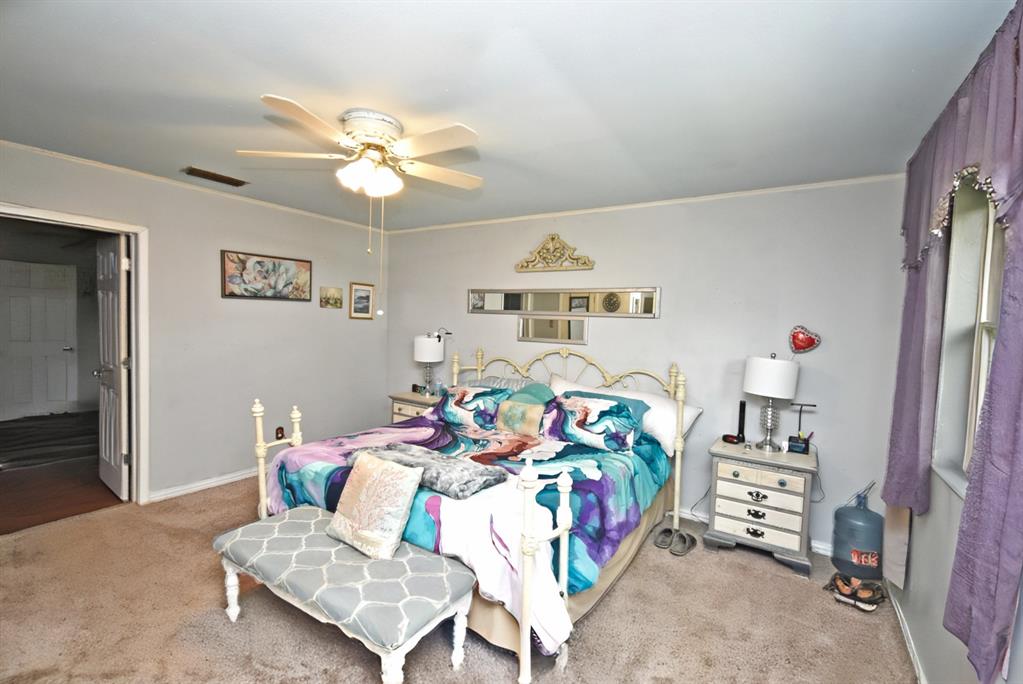 411 N Winnsboro Street Property Photo 15