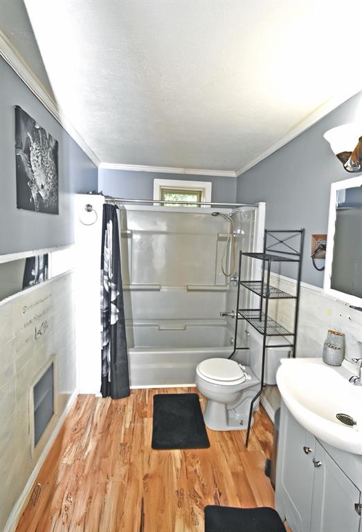411 N Winnsboro Street Property Photo 21