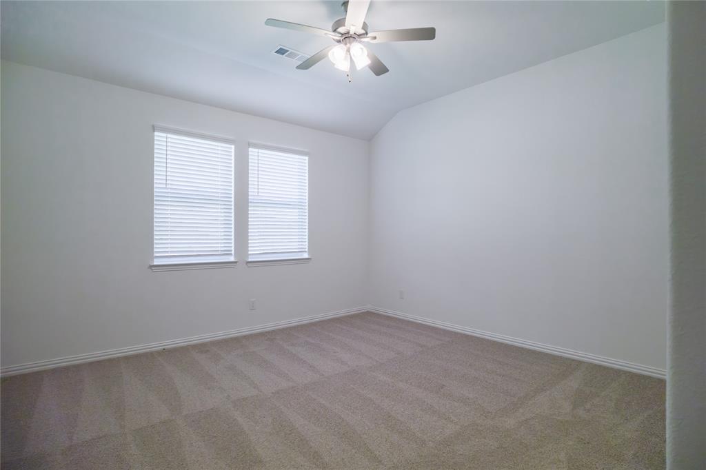 3056 Hollybrook Lane Property Photo 9