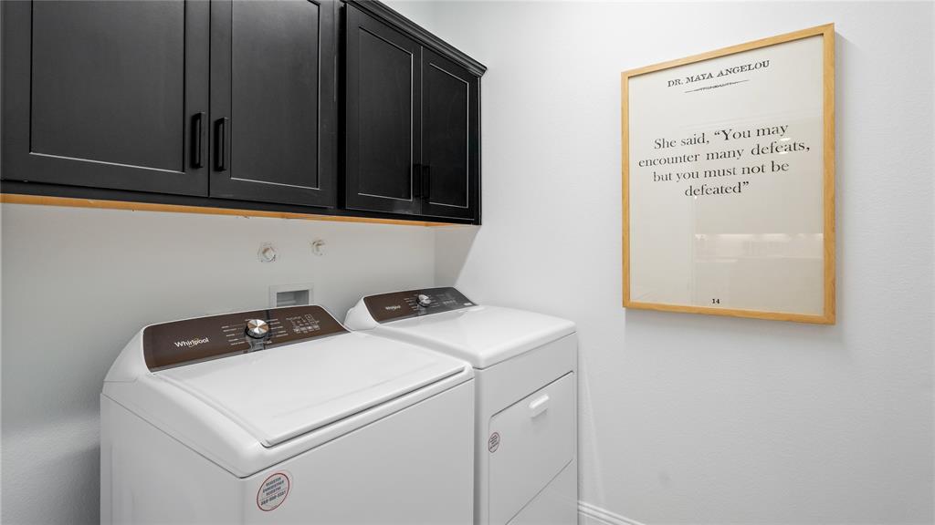 3056 Hollybrook Lane Property Photo 13