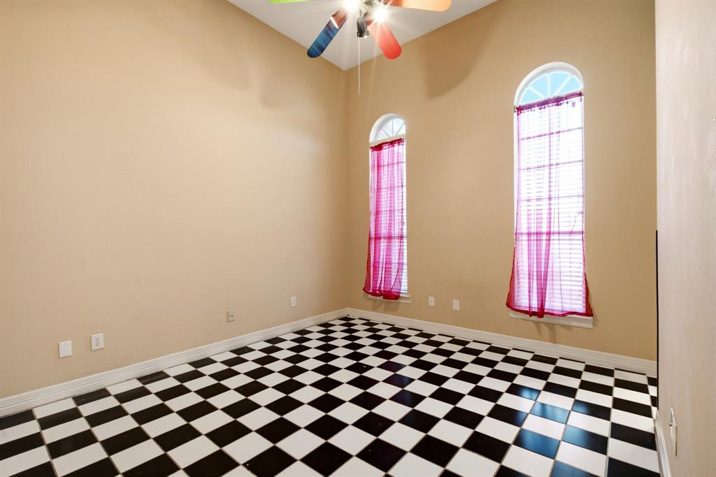 9439 Saint Johns Court Property Photo 25