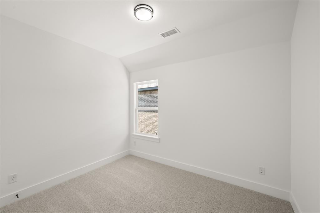 17261 Oxborough Drive Property Photo 18
