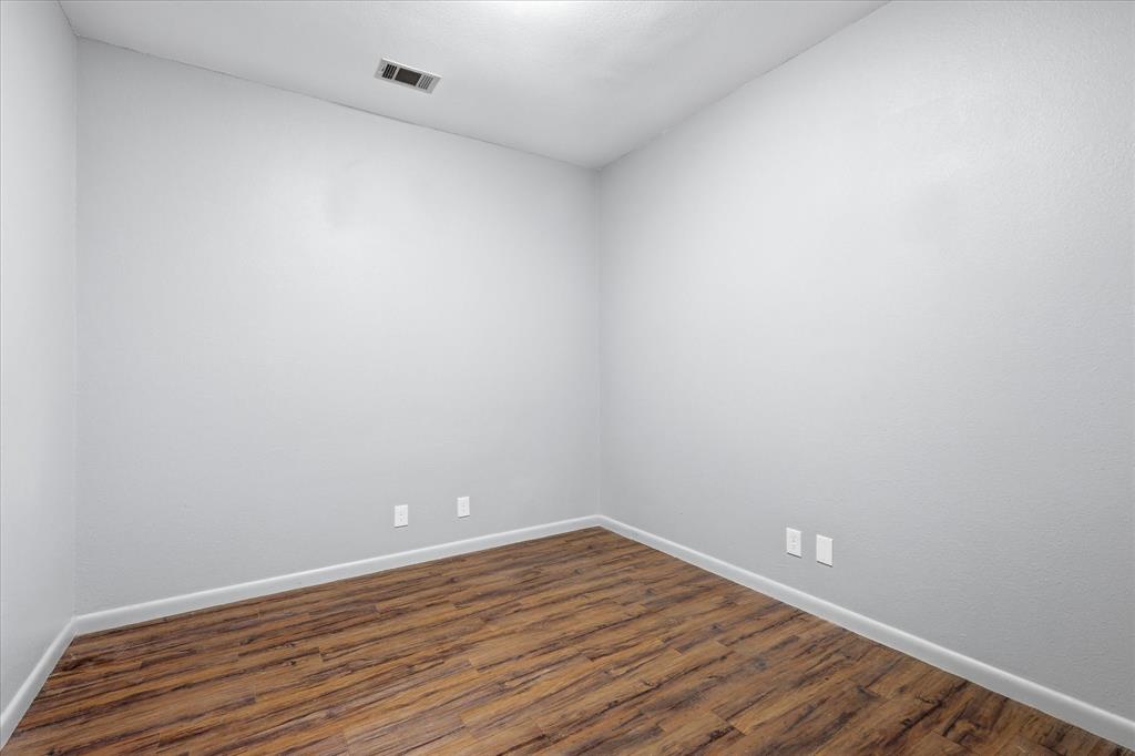 1309 Washington Property Photo 15