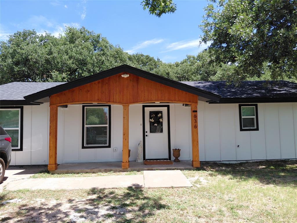 636 Clearfield Road Property Photo 1