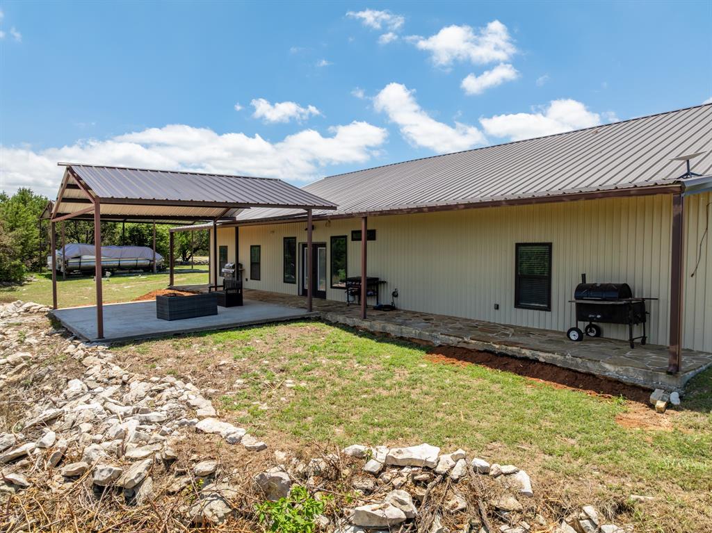 372 County Road 2547 Property Photo 34