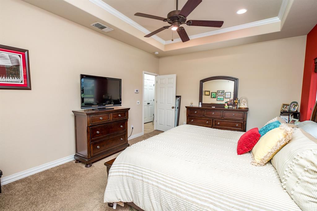 1004 Vineyard Lane Property Photo 19