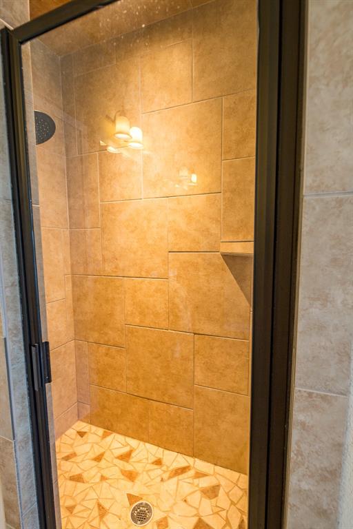 1004 Vineyard Lane Property Photo 23