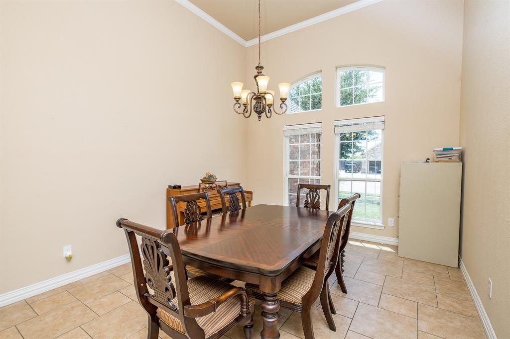 1004 Vineyard Lane Property Photo 31