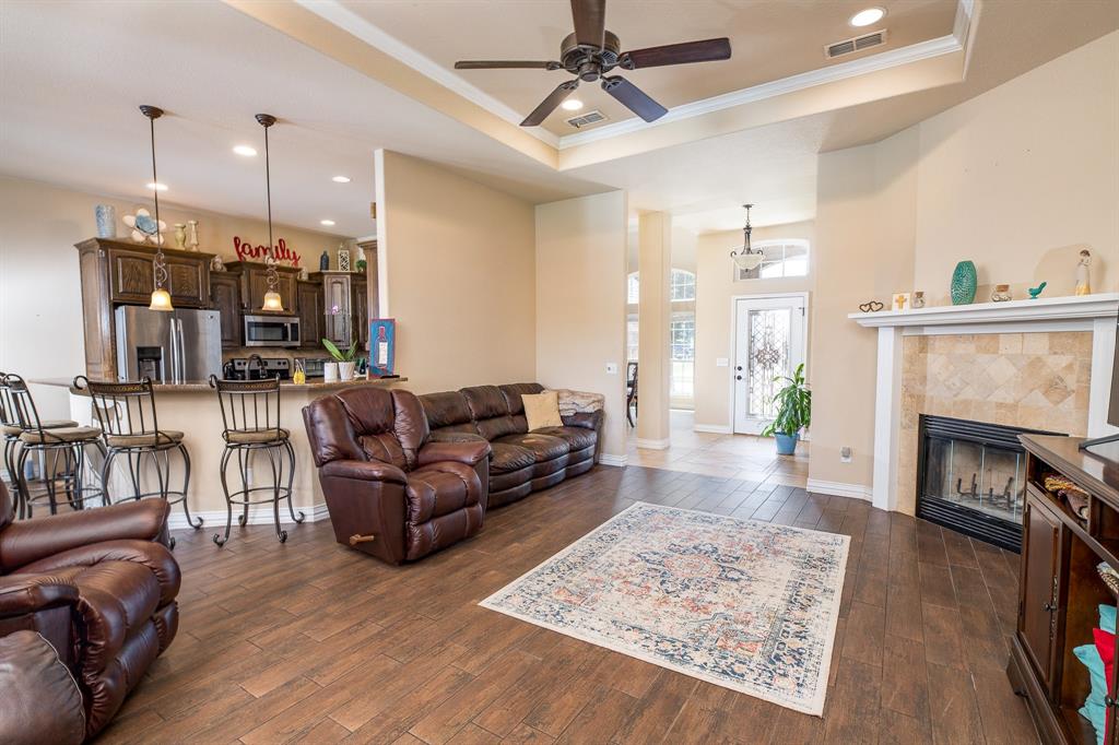 1004 Vineyard Lane Property Photo 34