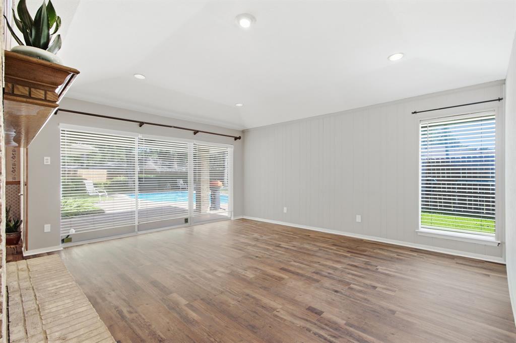 500 Irongate Circle Property Photo 4
