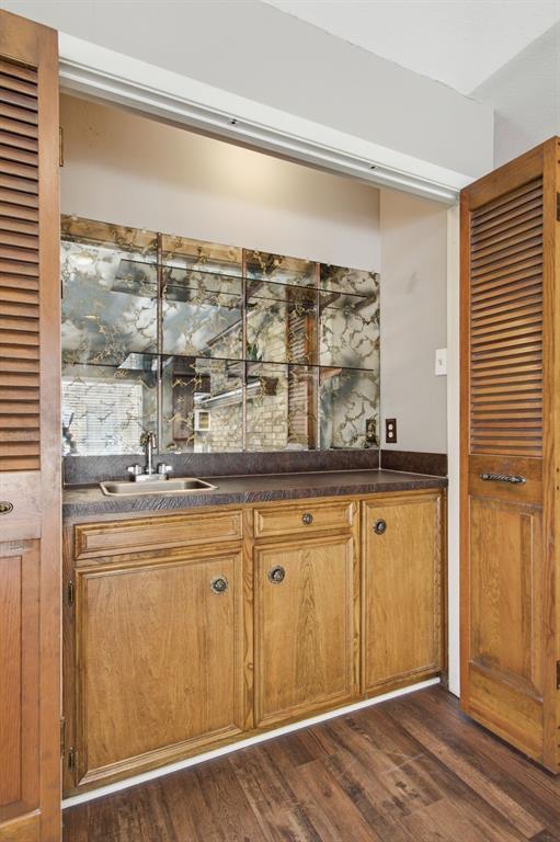 500 Irongate Circle Property Photo 6