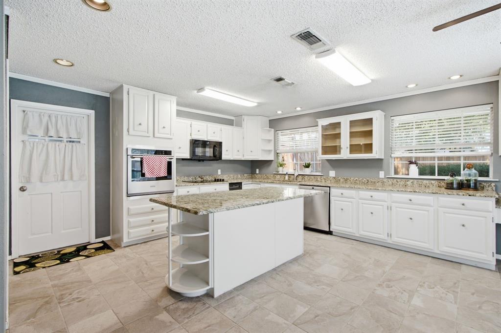500 Irongate Circle Property Photo 10