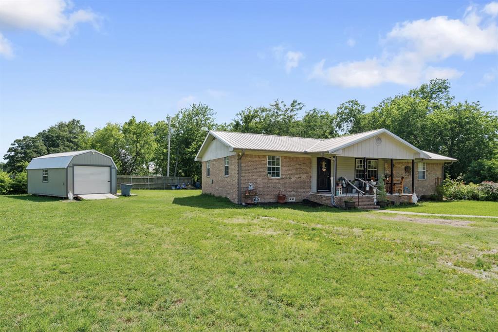 236 Circle Drive Property Photo 2