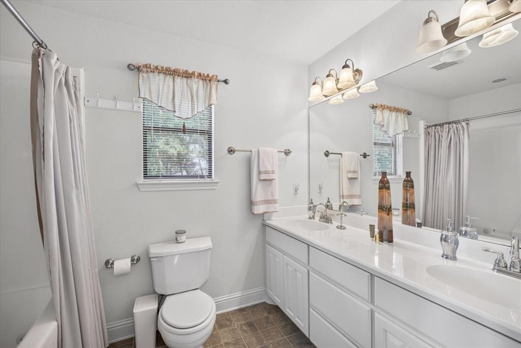 120 Turners Circle Property Photo 14