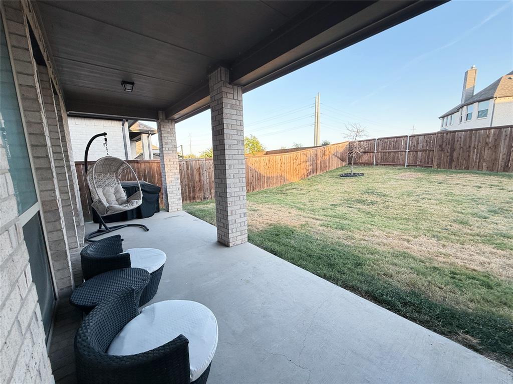 1525 Jocelyn Drive Property Photo 30