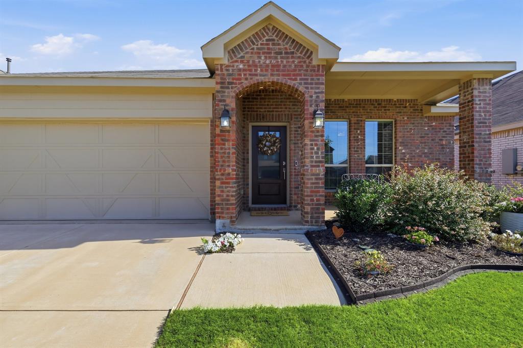 3012 Paruament Drive Property Photo 1