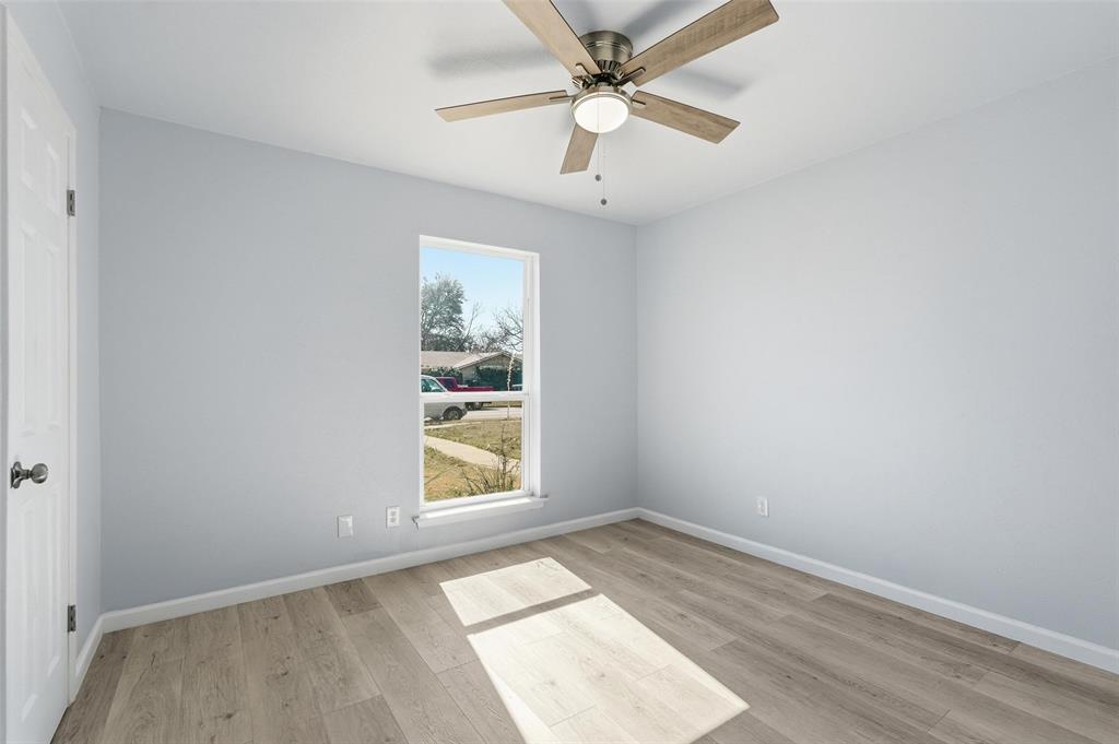 1813 Crockett Street Property Photo 9