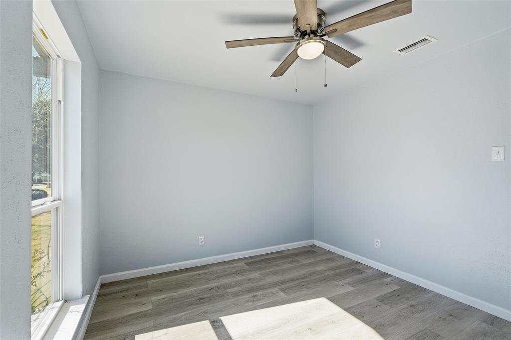 1813 Crockett Street Property Photo 12