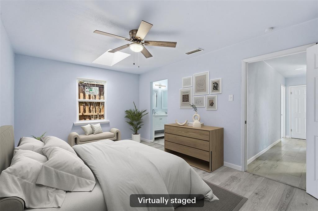 1813 Crockett Street Property Photo 14