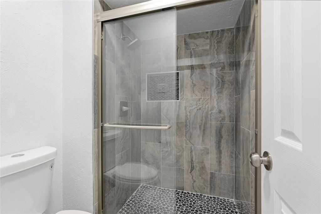 1813 Crockett Street Property Photo 20