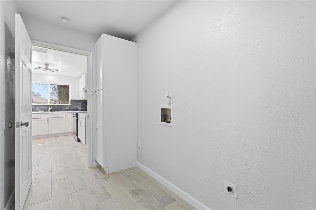 1813 Crockett Street Property Photo 21