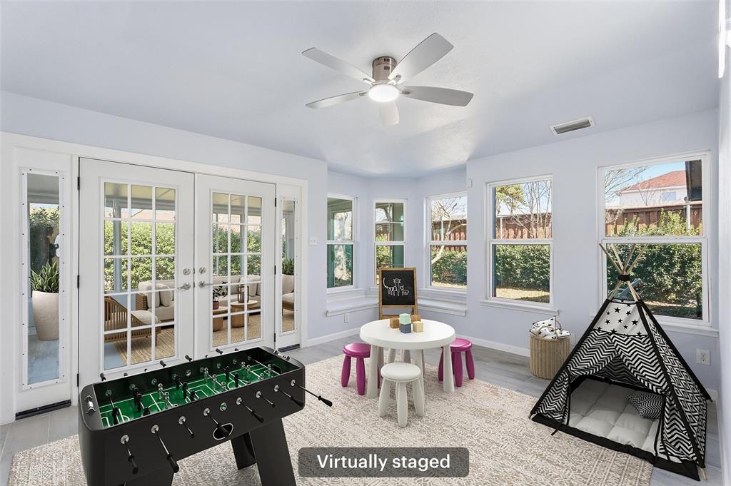 1813 Crockett Street Property Photo 23