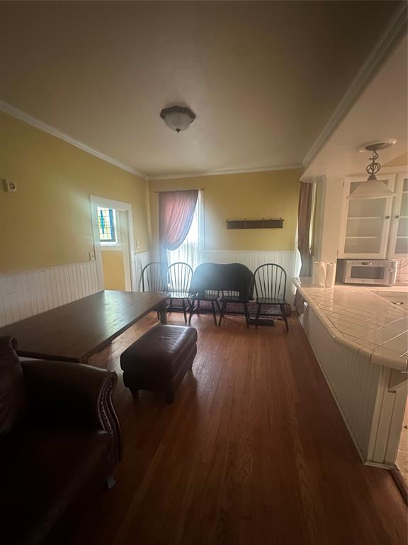 504 1st Street Property Photo 5