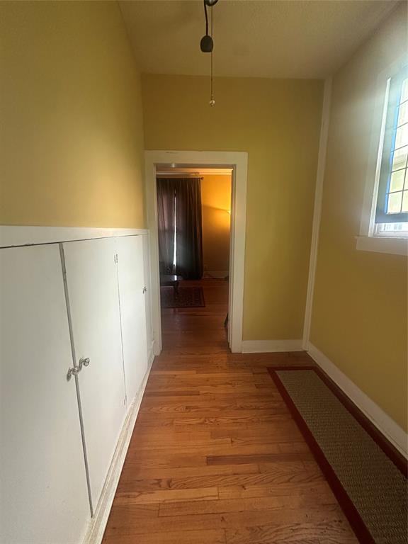 504 1st Street Property Photo 6