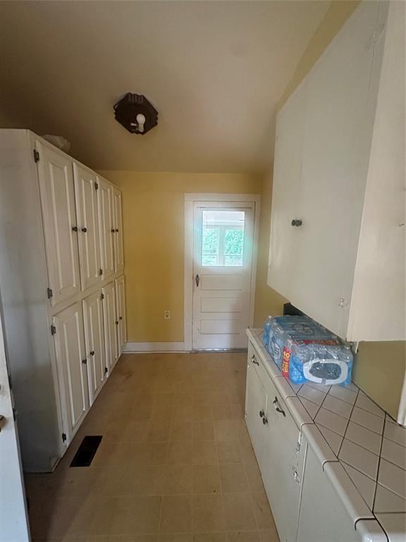 504 1st Street Property Photo 12