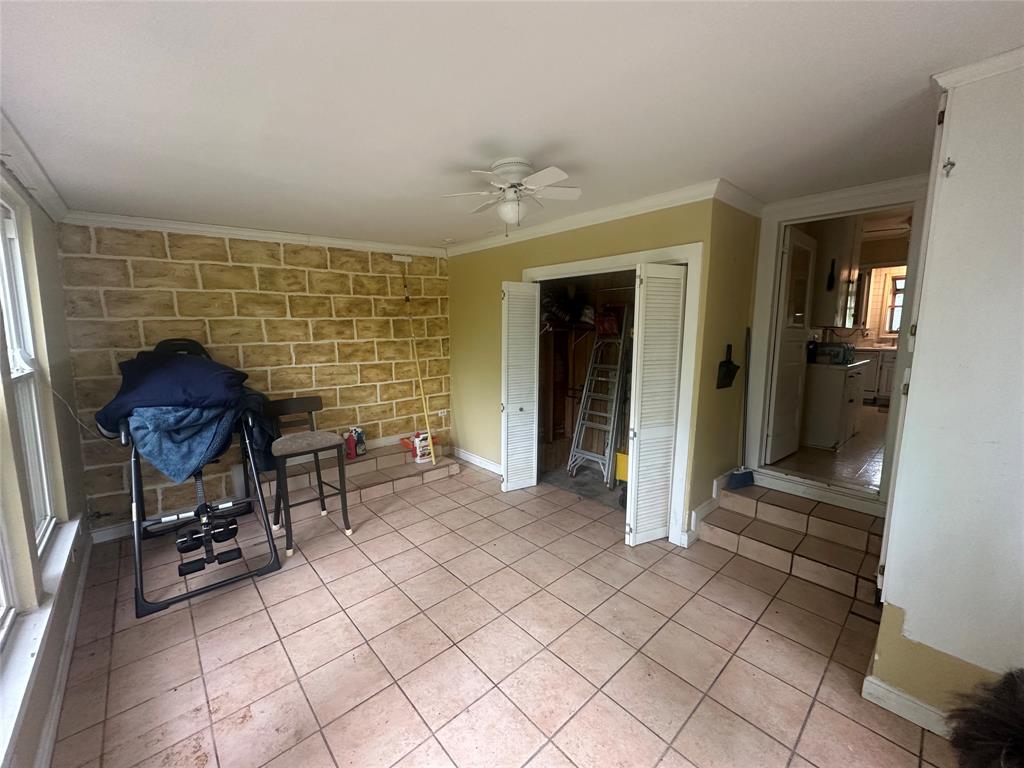 504 1st Street Property Photo 13