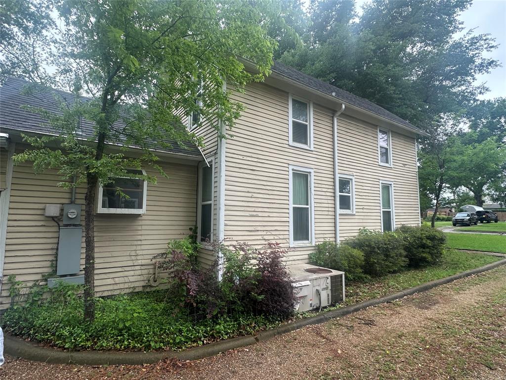 504 1st Street Property Photo 19