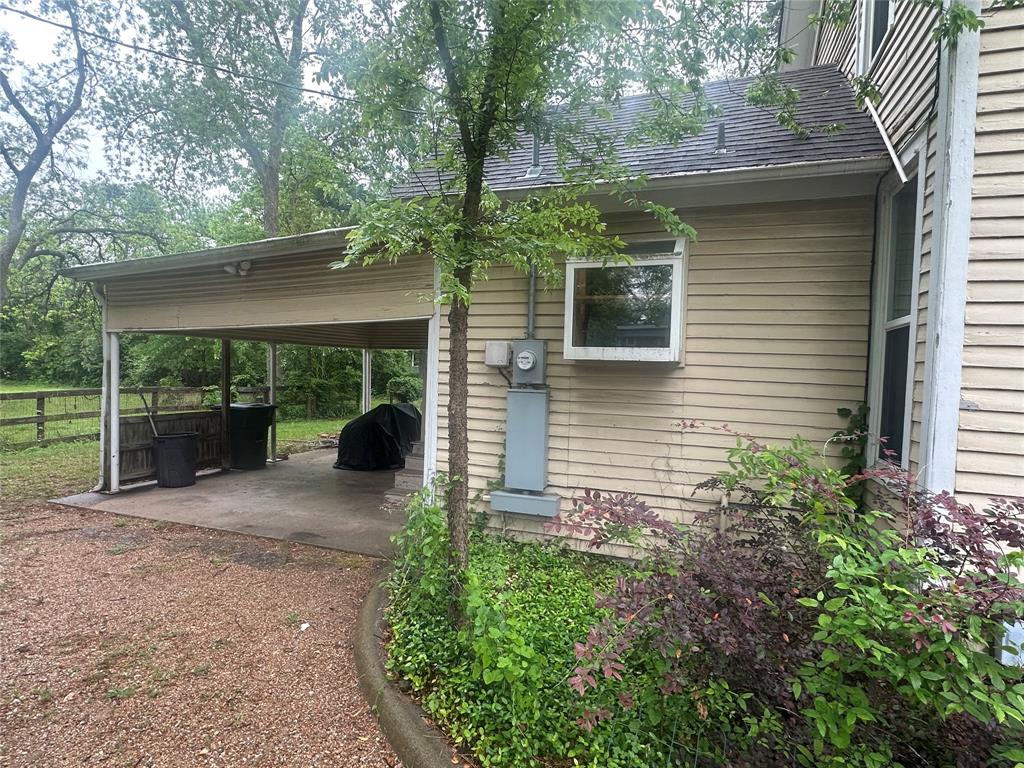 504 1st Street Property Photo 22