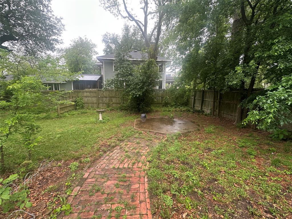 504 1st Street Property Photo 27