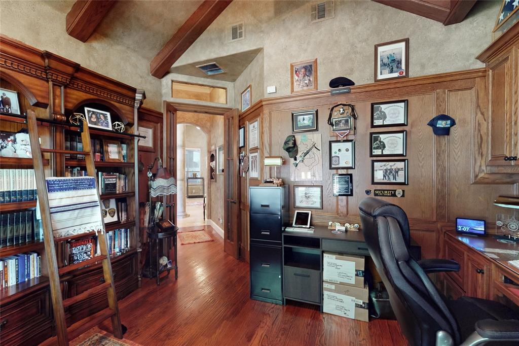 3925 Westway Terrace Property Photo 19