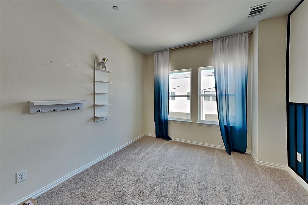 1192 Daybreak Drive Property Photo 12