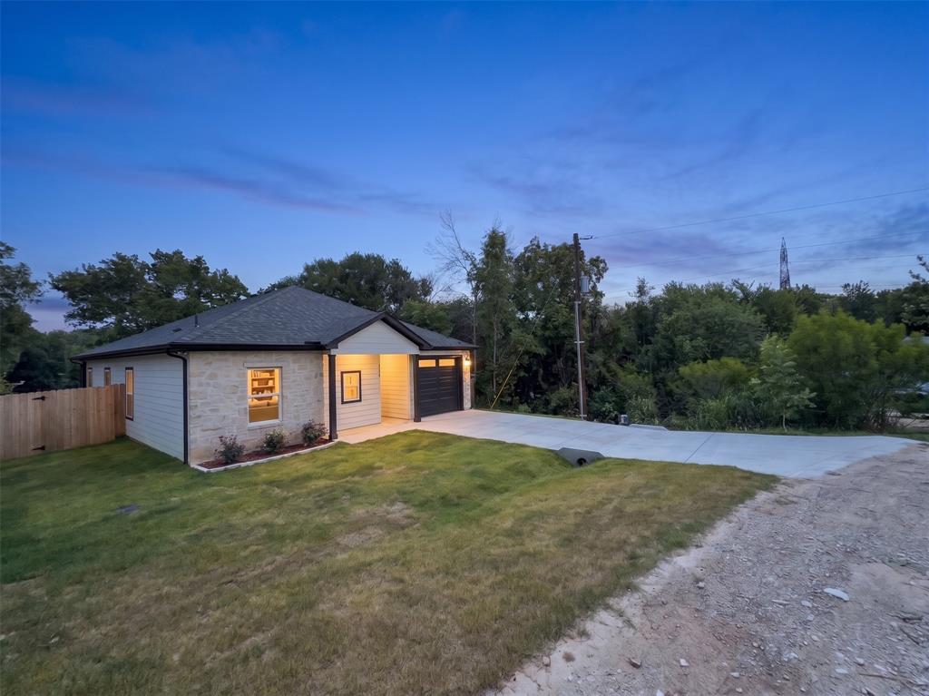 4018 Montana Trail Property Photo 1