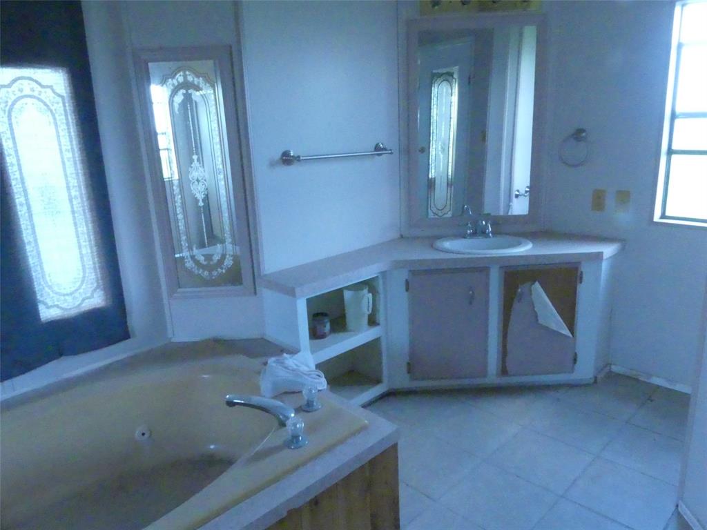 644 Macs Grocery Road Property Photo 6