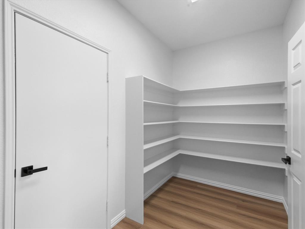 10701 Augusta Lane Property Photo 11
