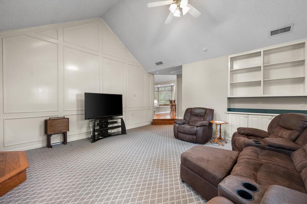 705 Kyle Drive Property Photo 14