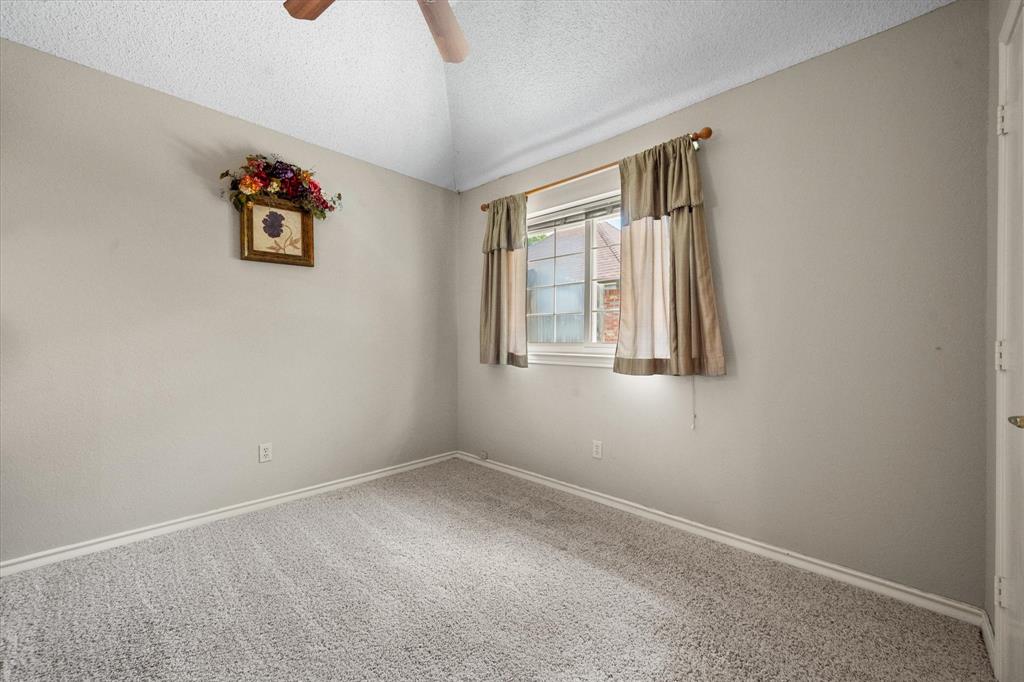 705 Kyle Drive Property Photo 28