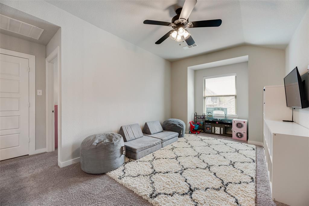 4136 Winslow Drive Property Photo 14
