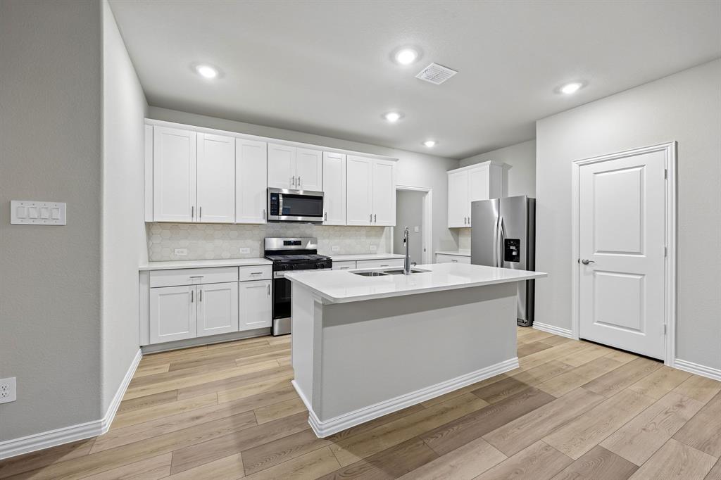3602 Deer Drive Property Photo 1