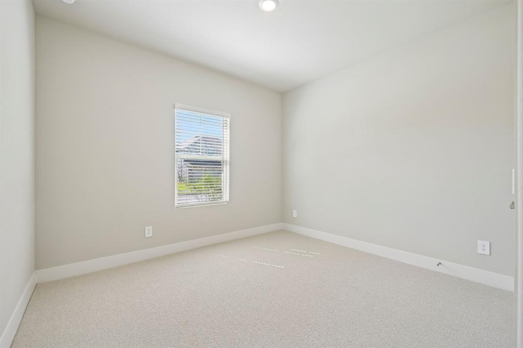4012 Benbrook Drive Property Photo 16