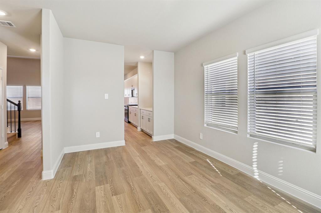 1311 Winters Way Property Photo 7